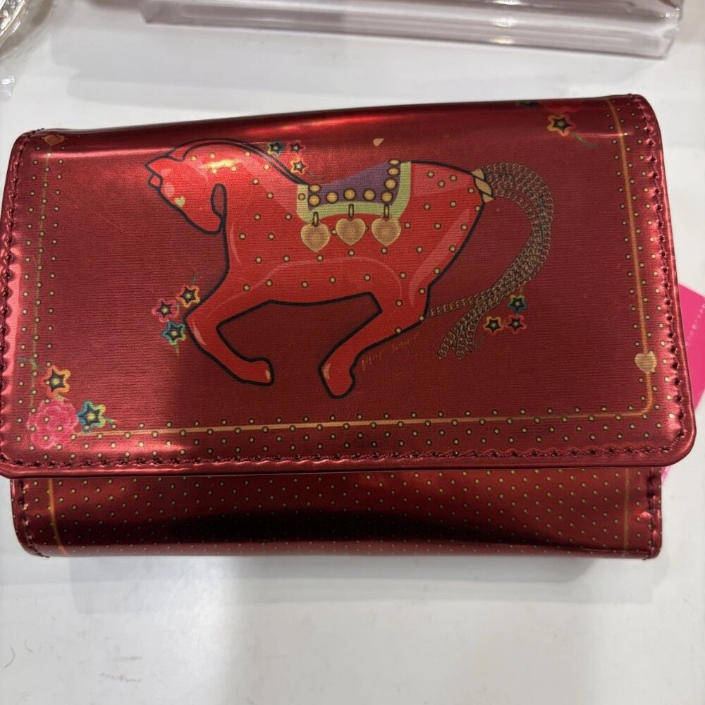 Betsey Johnson Kitsch Chinese New Year Wallet CYN Shiny Red NWT - Picture 2 of 8
